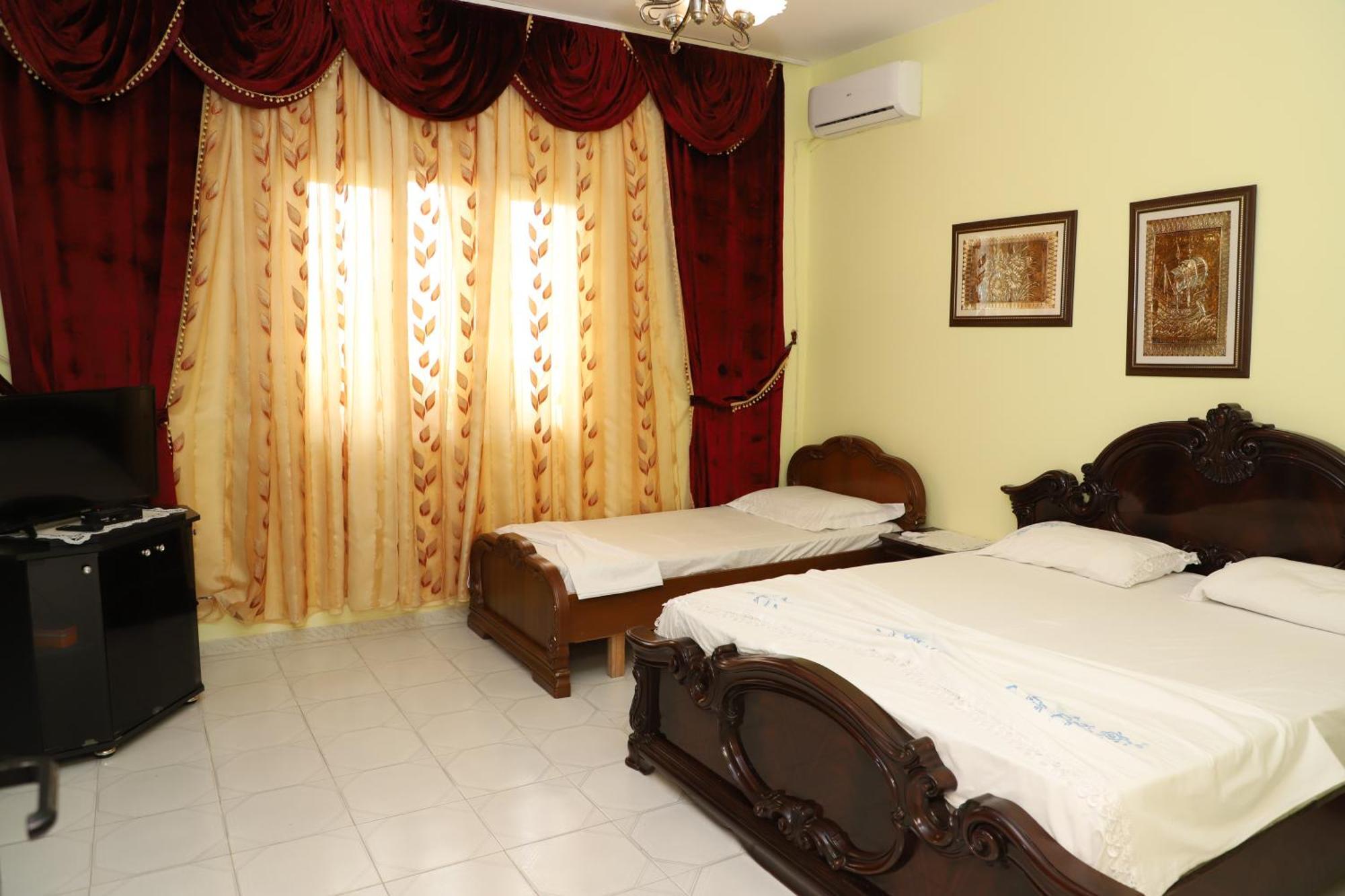 Guesthouse Katerina Berat Luaran gambar