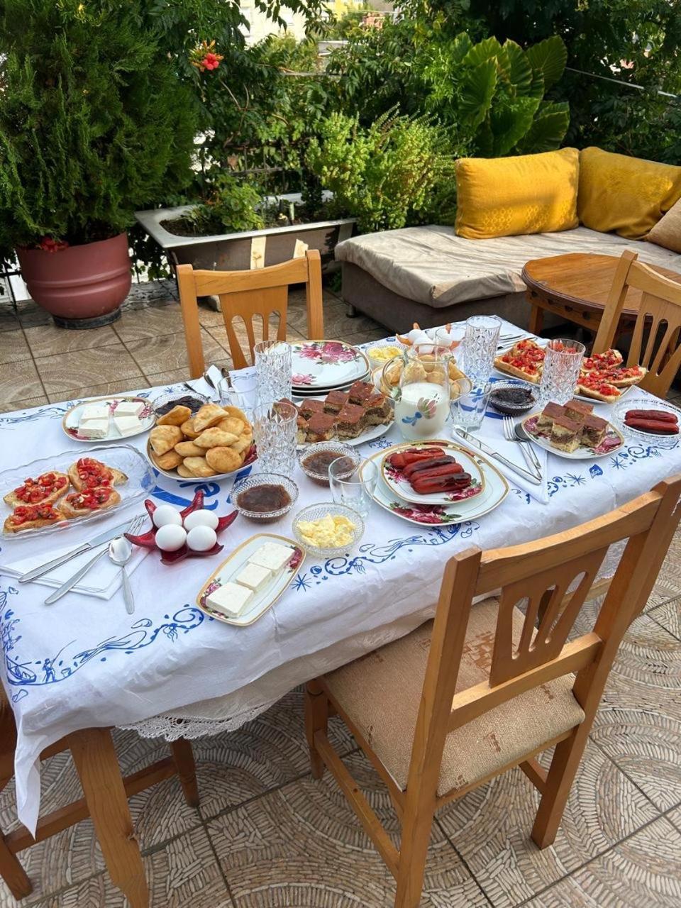 Guesthouse Katerina Berat Luaran gambar