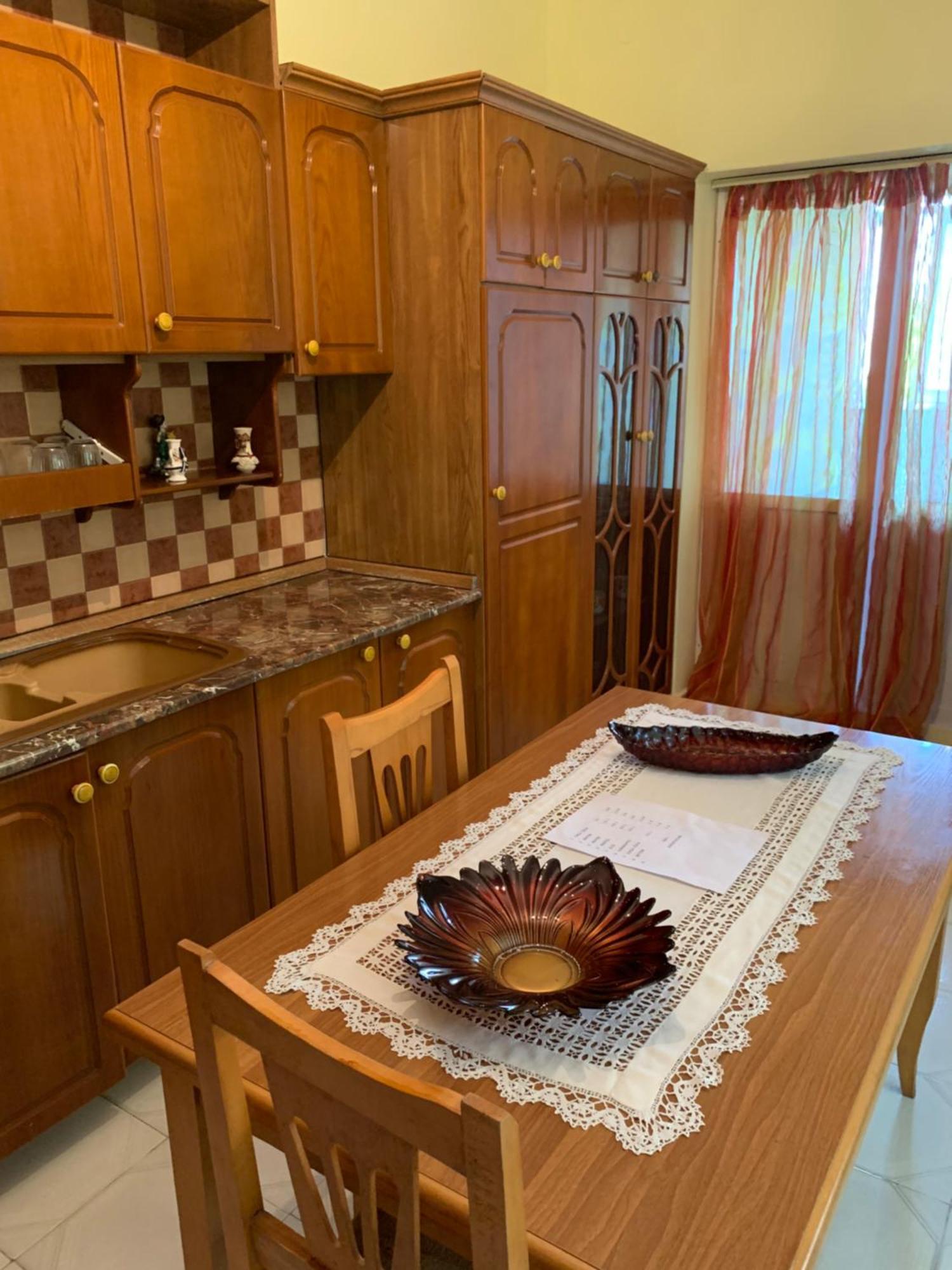 Guesthouse Katerina Berat Luaran gambar